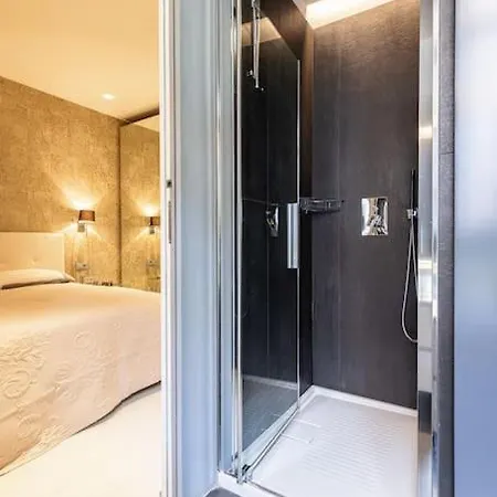 Royal Leclerc Apartment